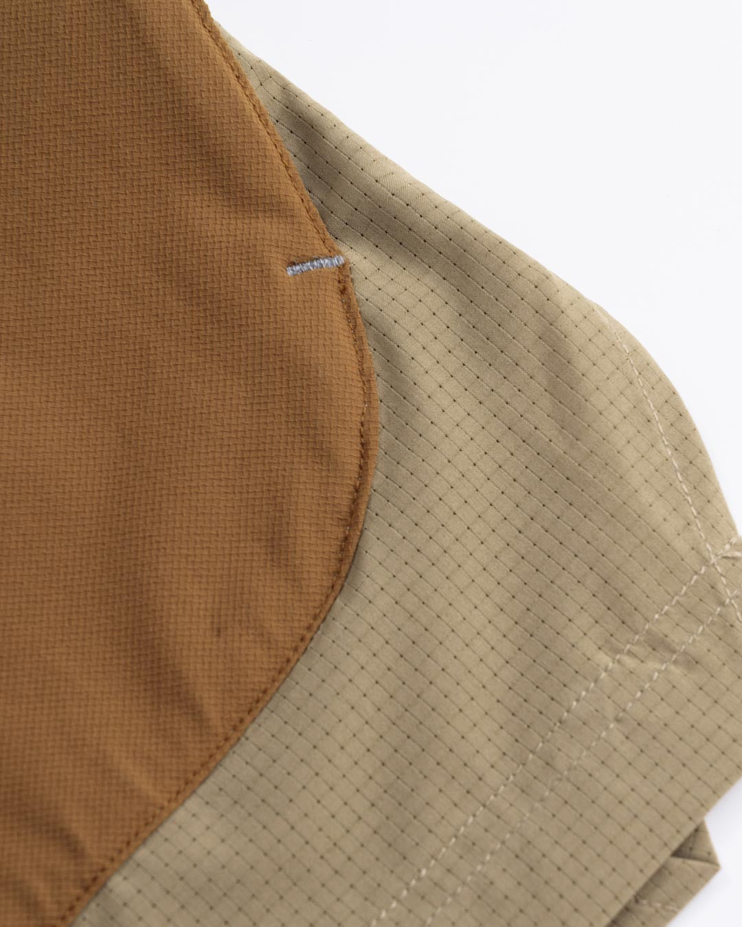 DELTA01_TWO-TONE SHORTS