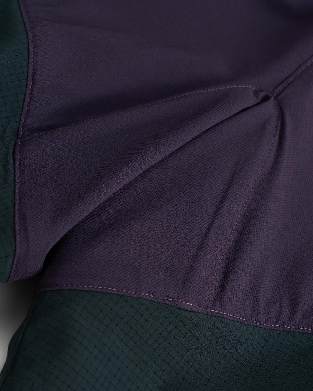 DELTA01_TWO-TONE SHORTS