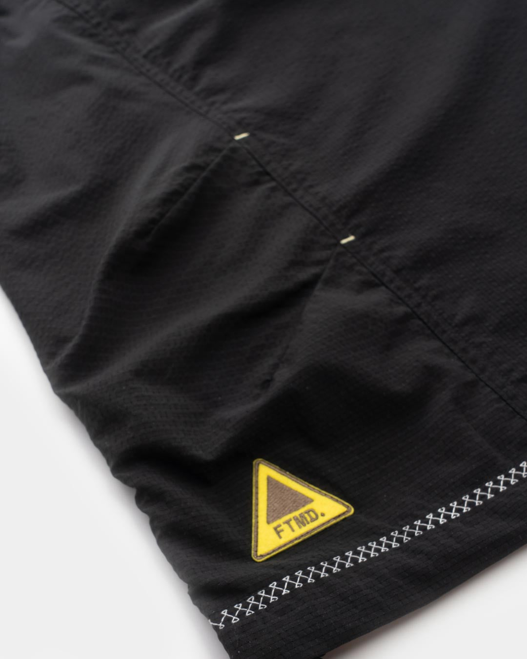 LIGHTWEIGHT PULLOVER SHIRT