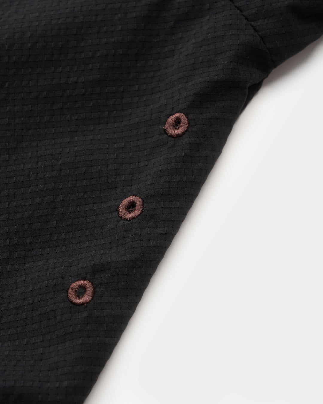LIGHTWEIGHT PULLOVER SHIRT