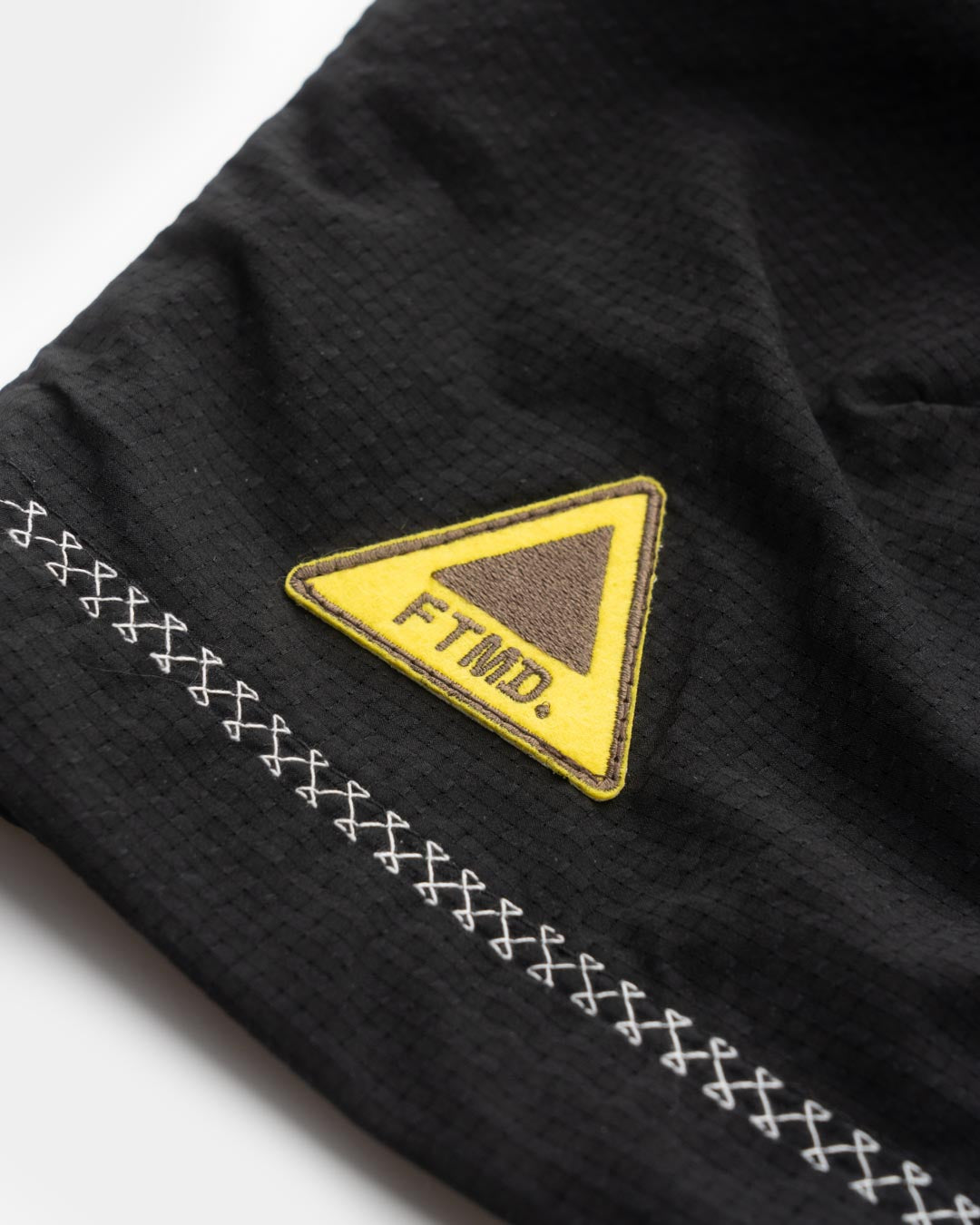 LIGHTWEIGHT PULLOVER SHIRT