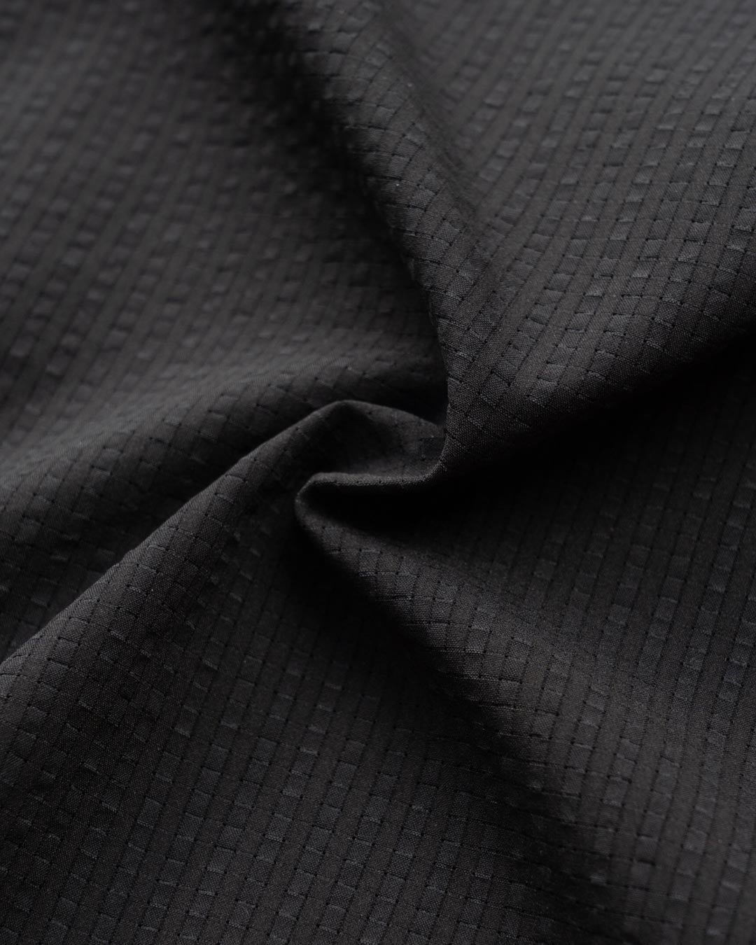 LIGHTWEIGHT PULLOVER SHIRT