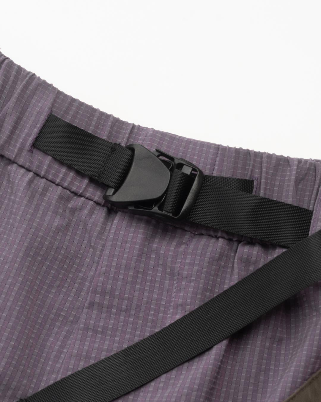 LIGHTWEIGHT SUMMER SHORTS