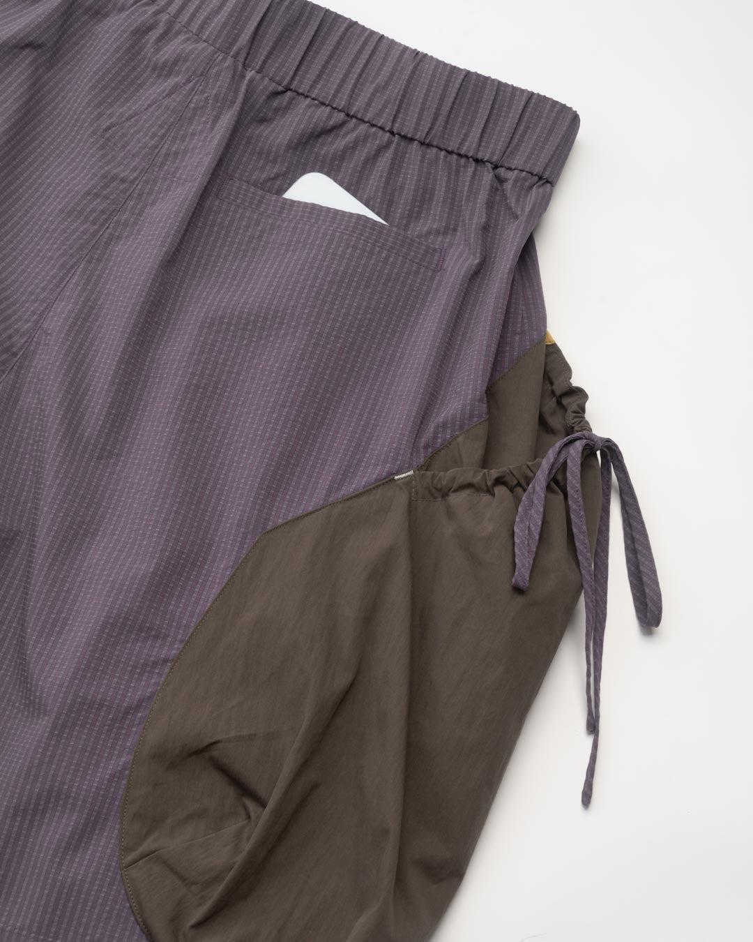 LIGHTWEIGHT SUMMER SHORTS