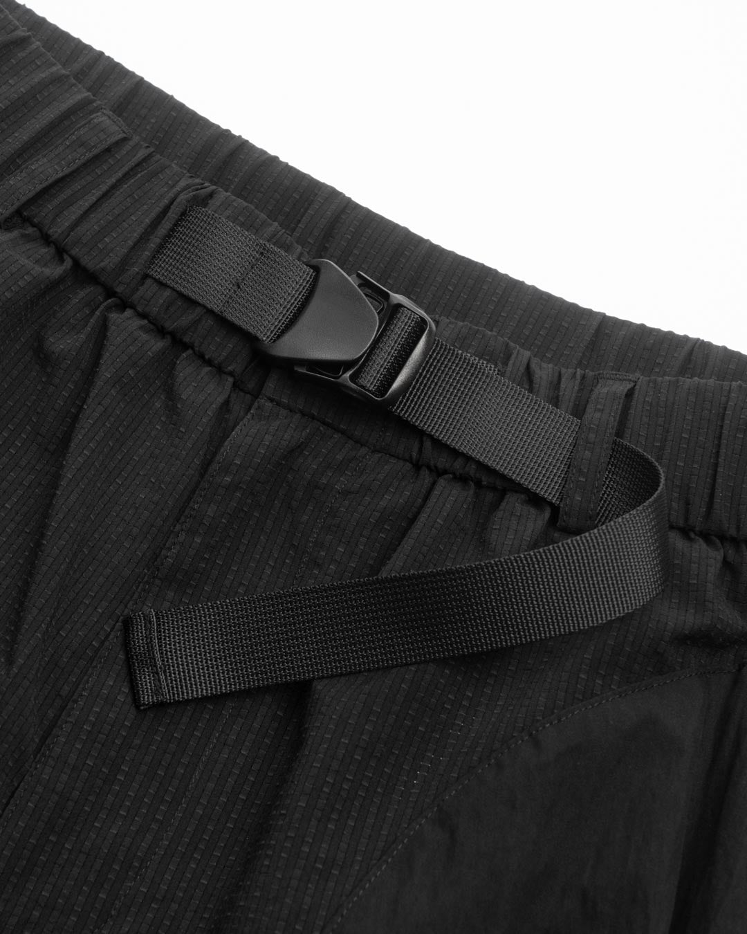 LIGHTWEIGHT SUMMER SHORTS