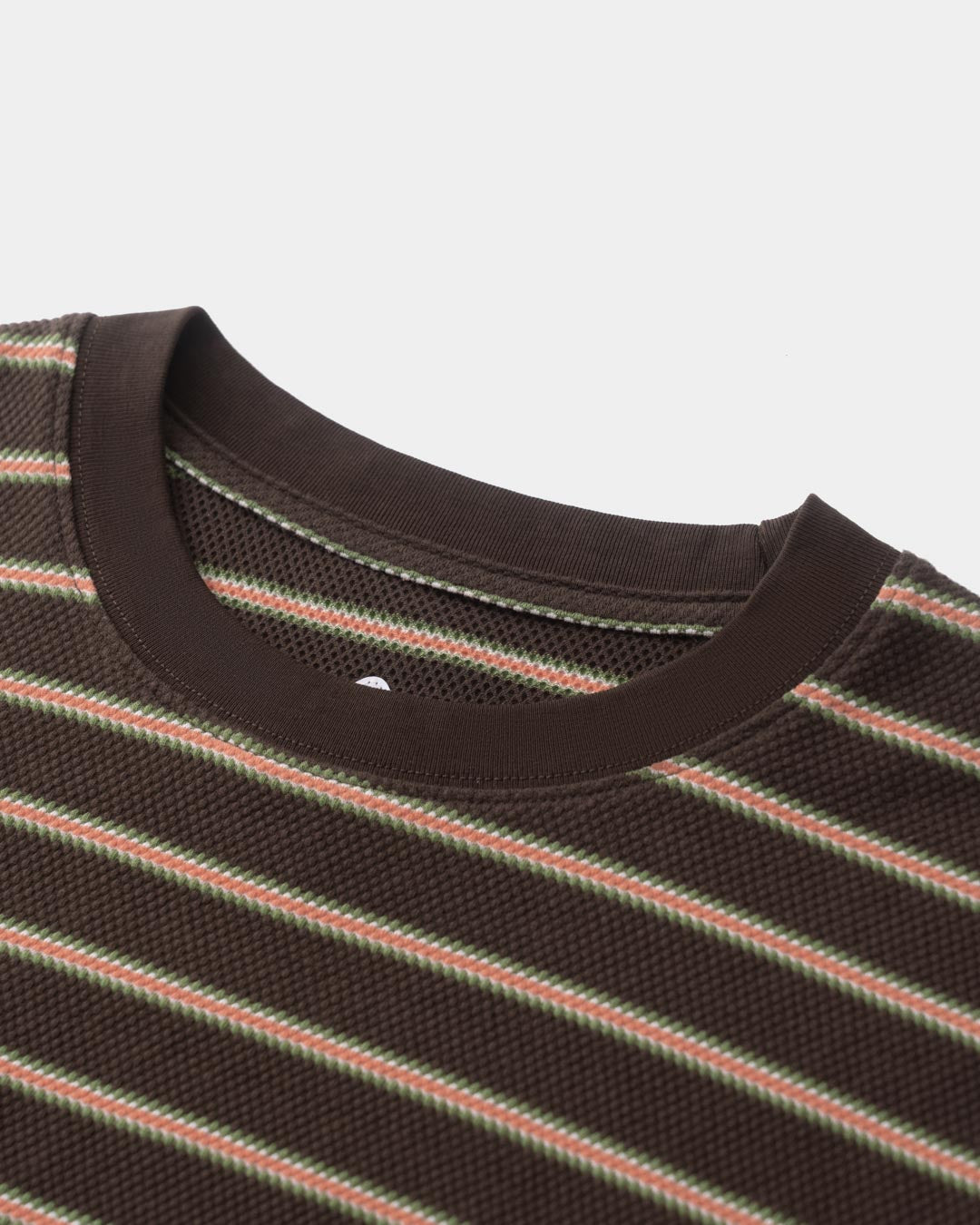 TEXTURED STRIPED TEE