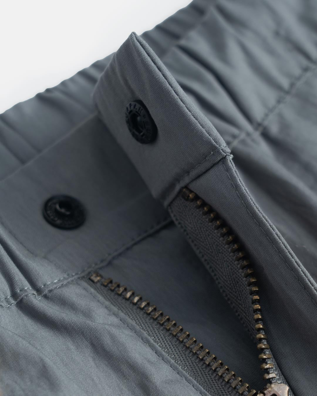 DUAL-ZIP POCKET SHORTS