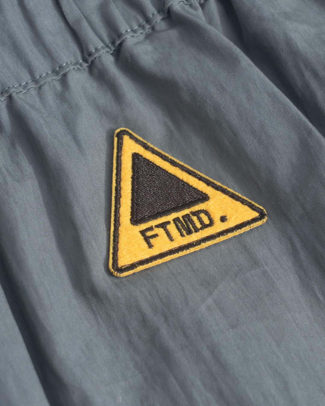 DUAL-ZIP POCKET SHORTS