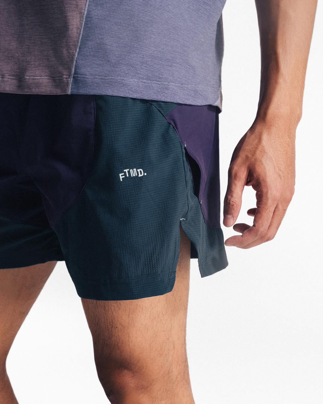 DELTA01_TWO-TONE SHORTS
