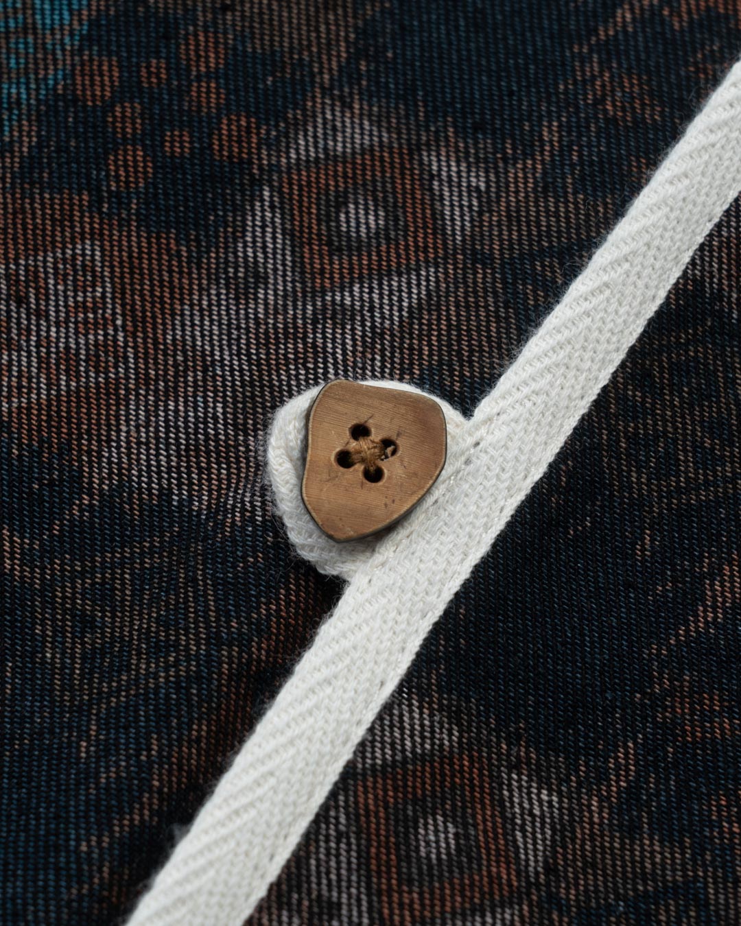 MEMORY HOODED JACKET