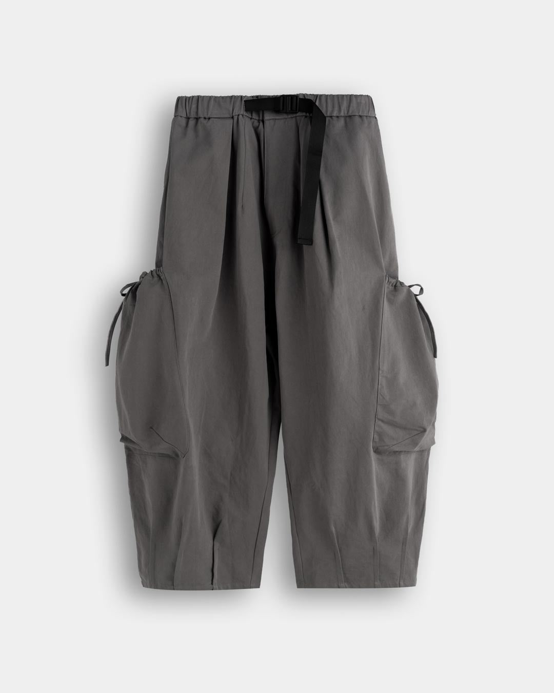DAILY ROUTINE OVER PANTS