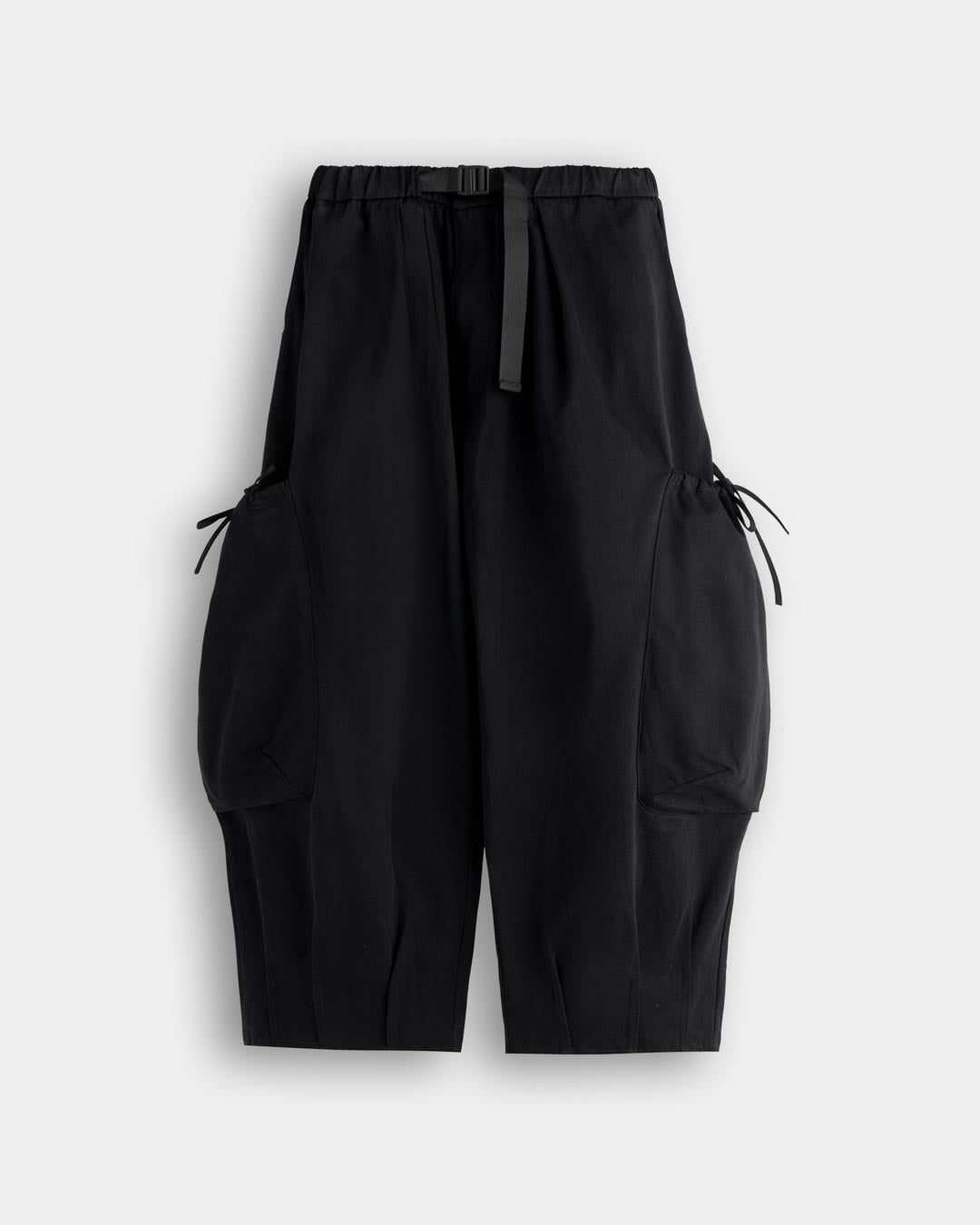 DAILY ROUTINE OVER PANTS
