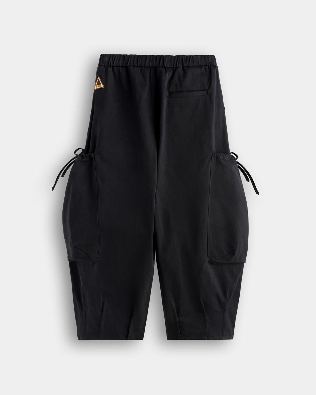 DAILY ROUTINE OVER PANTS