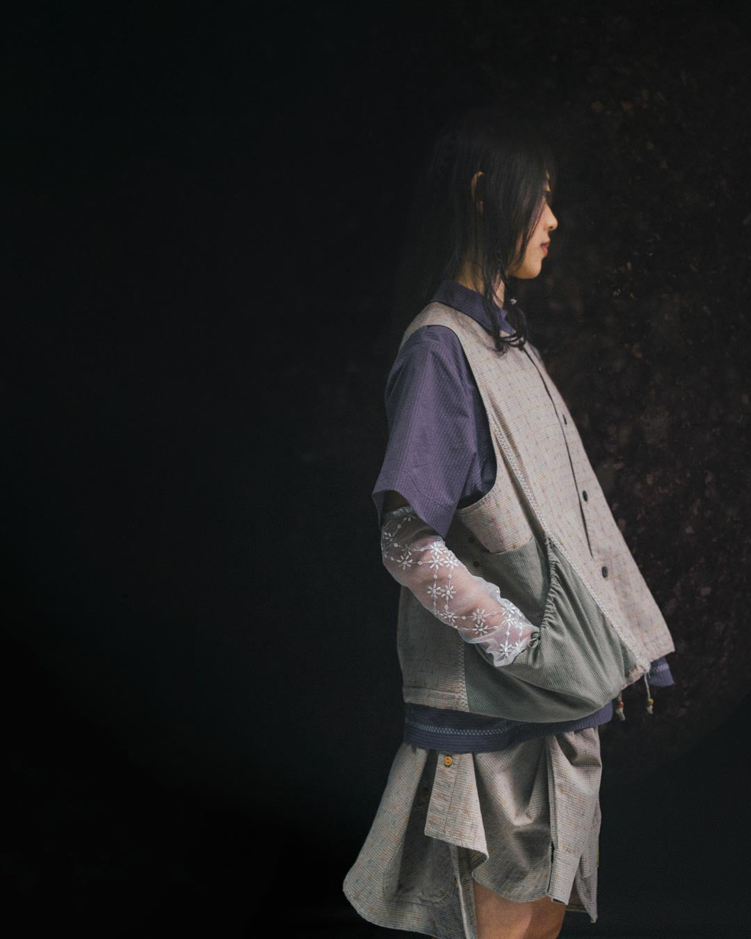 COLLARLESS PATCHWORK VEST