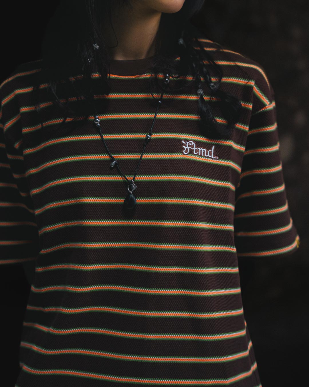 TEXTURED STRIPED TEE