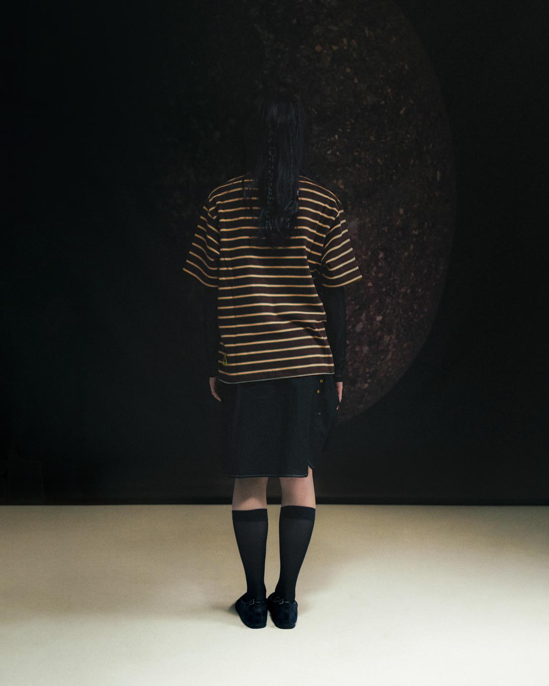 TEXTURED STRIPED TEE