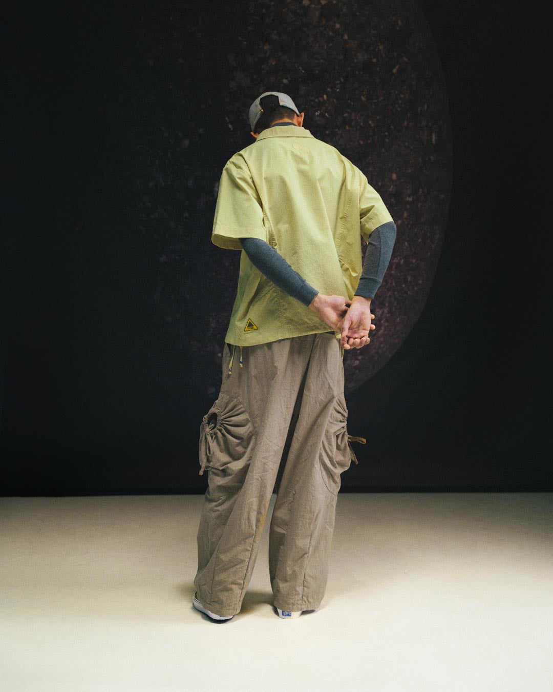 DRAWSTRING POCKET OVER PANTS
