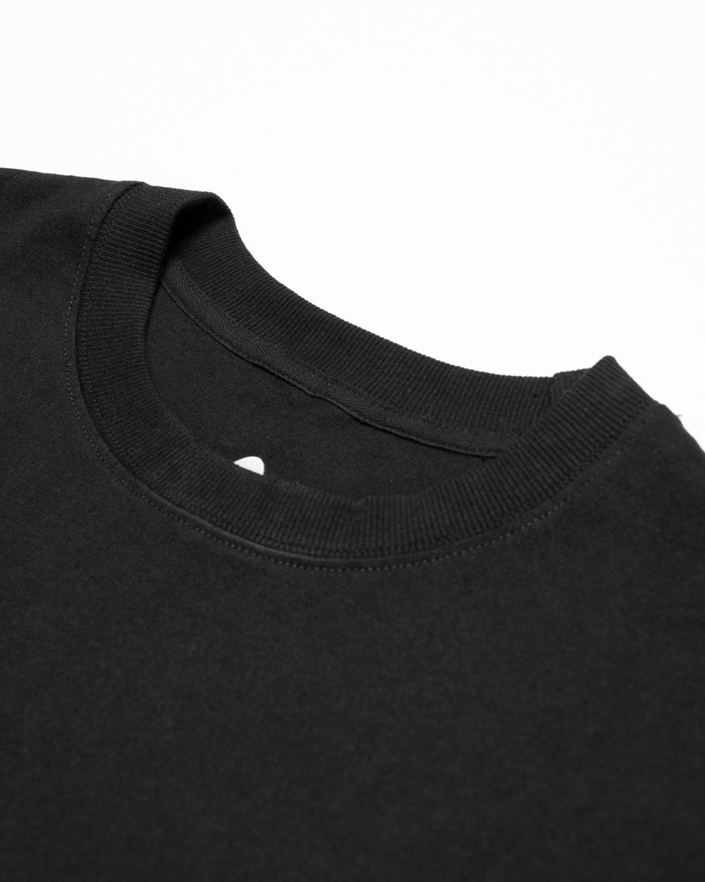 PATCH POCKET TEE