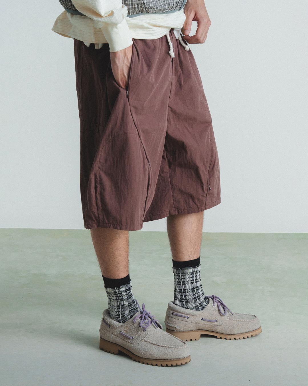 DUAL-ZIP POCKET SHORTS