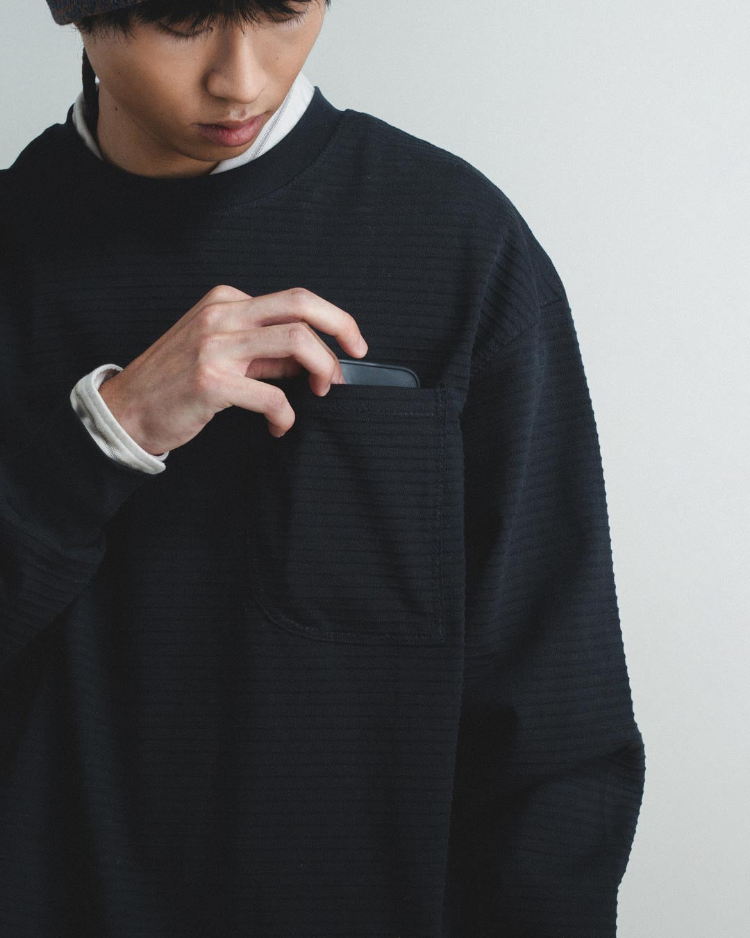 TEXTURED STRIPED L/S TEE