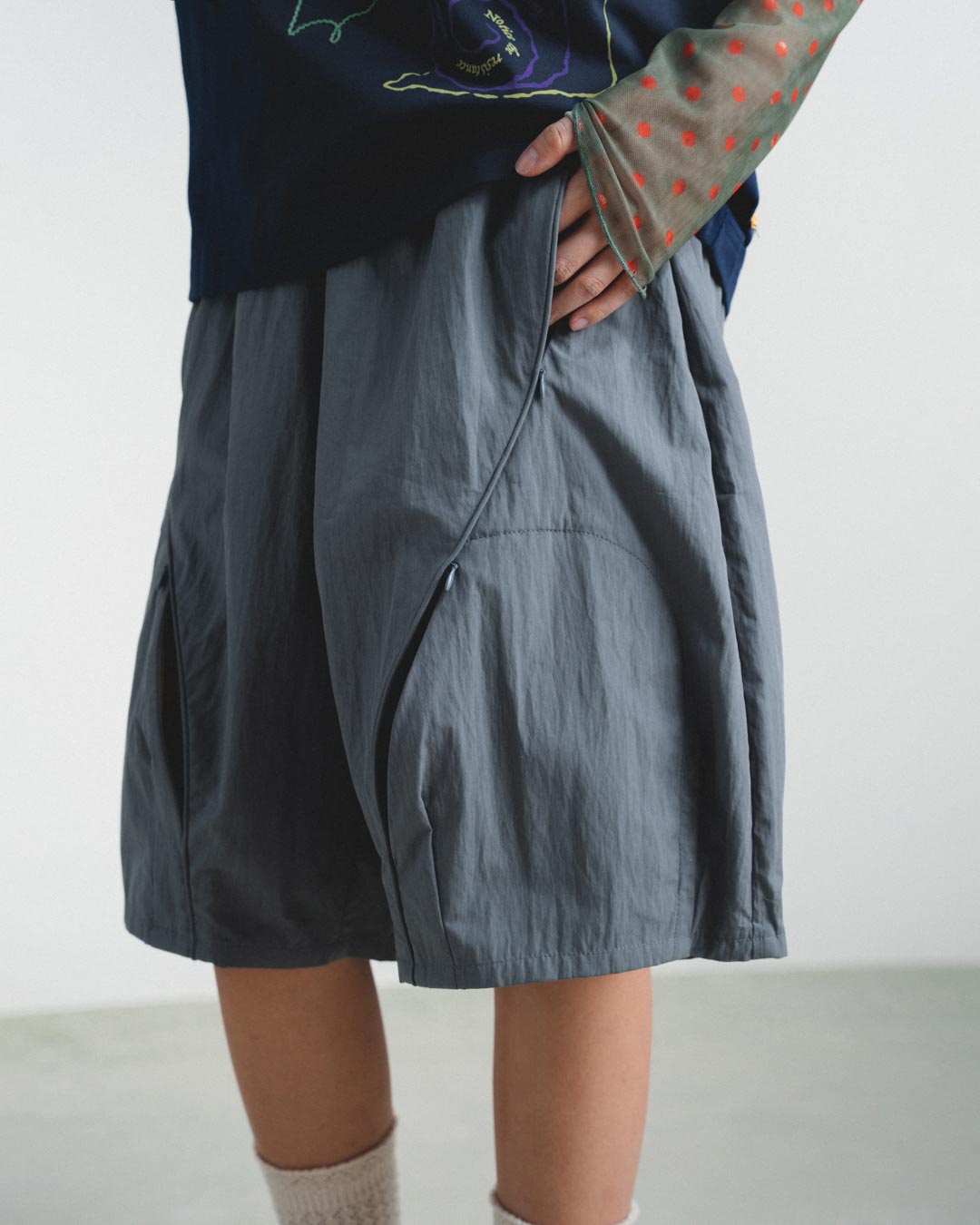 DUAL-ZIP POCKET SHORTS