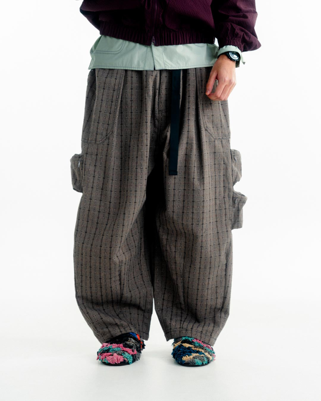 CARGO OVER PANTS