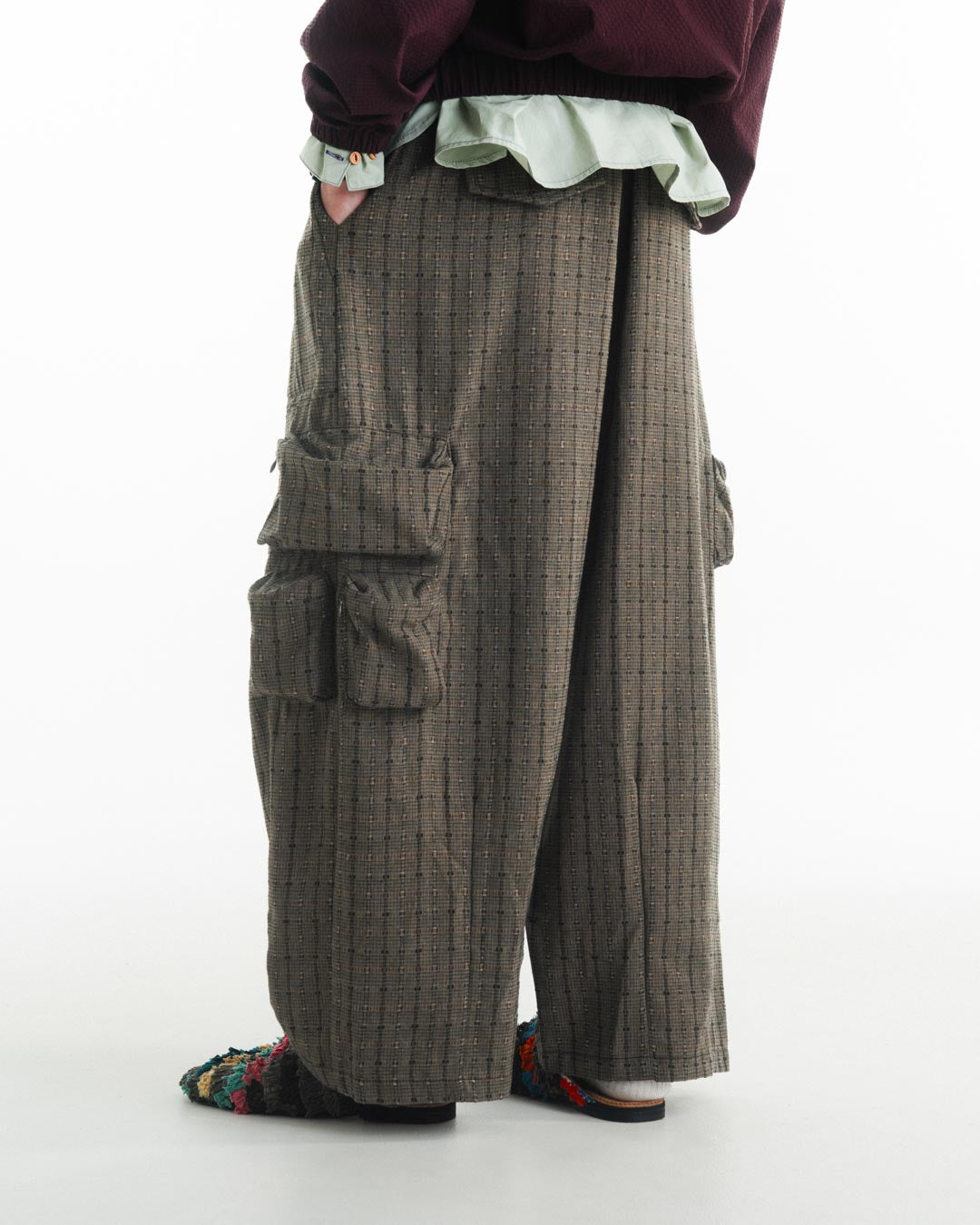 CARGO OVER PANTS