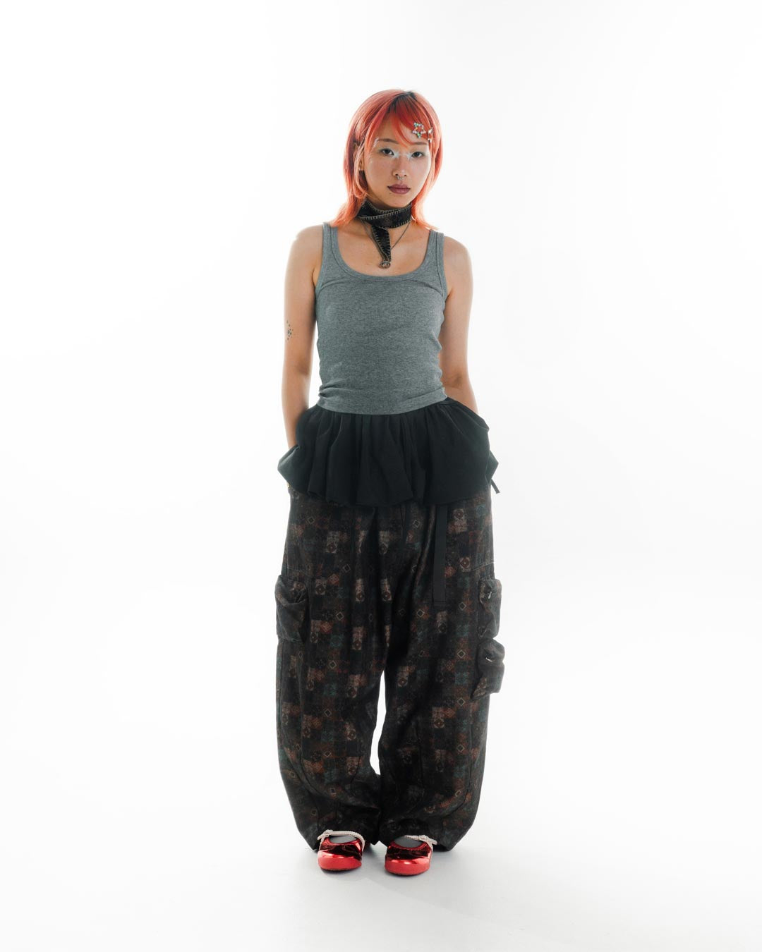 CARGO OVER PANTS