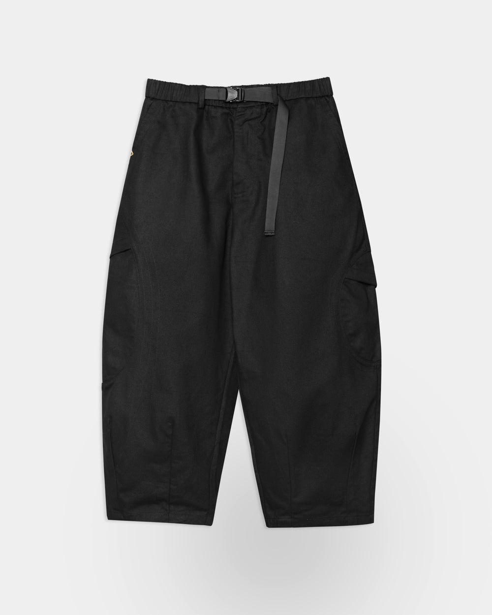 TOPO OVER PANTS