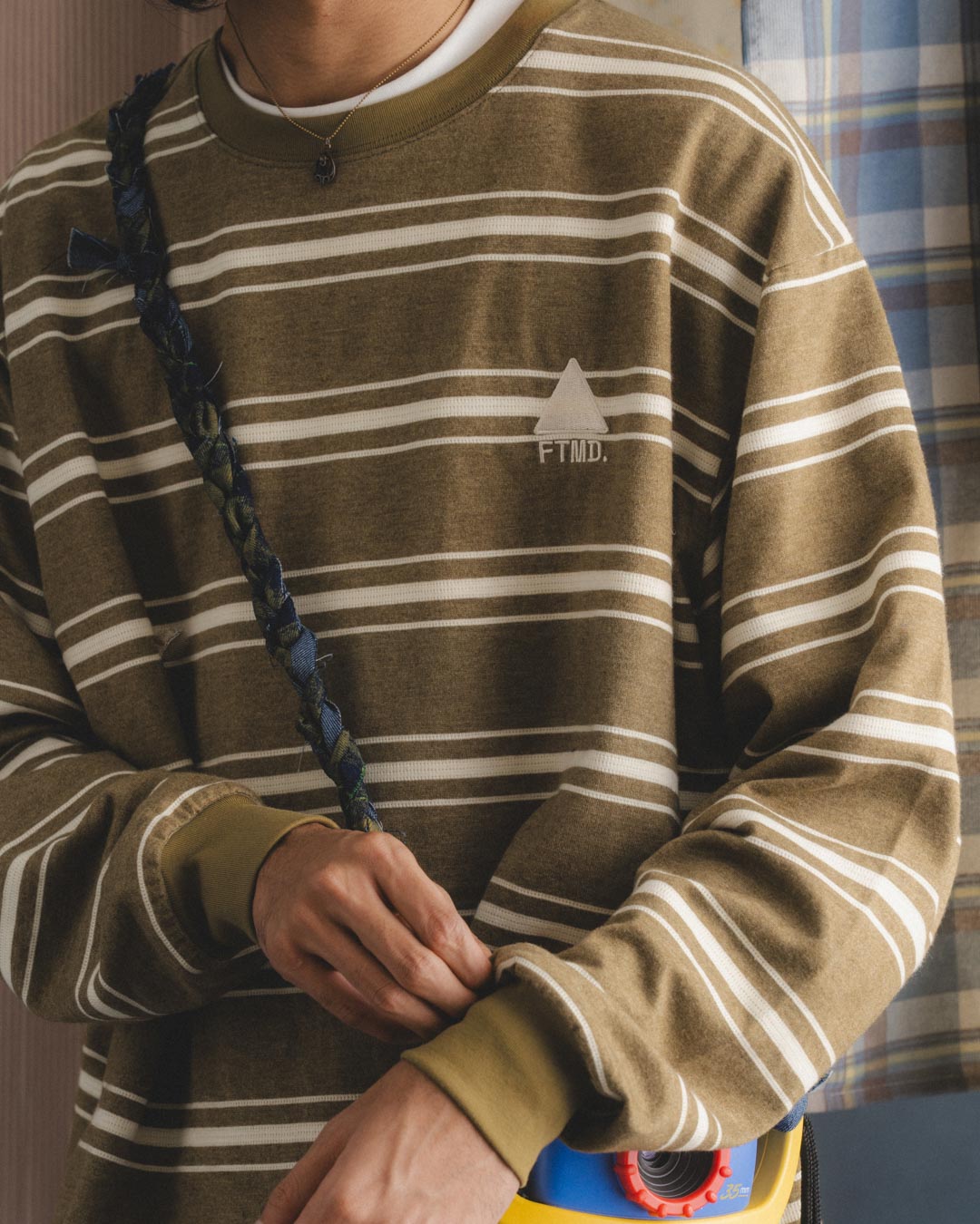 TEXTURED STRIPE L/S TEE