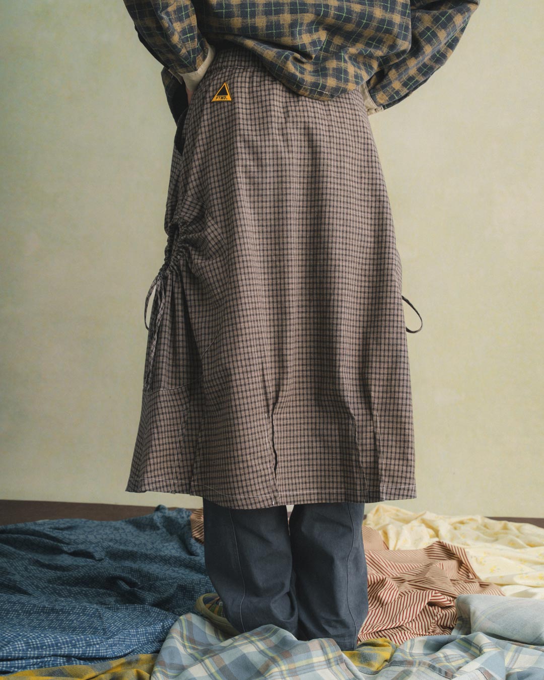 DRAWSTRING POCKET SKIRT