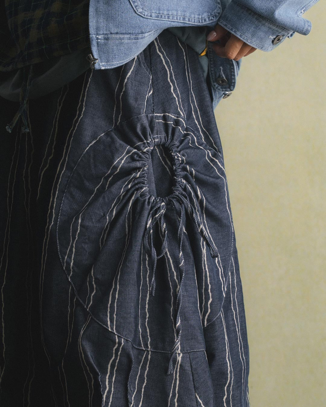 DRAWSTRING POCKET SKIRT