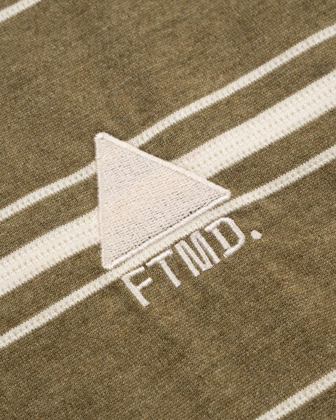 TEXTURED STRIPE L/S TEE