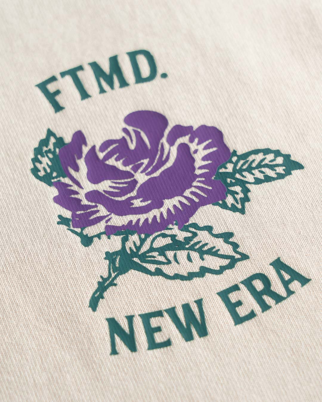 ROSE EMBLEM TEE