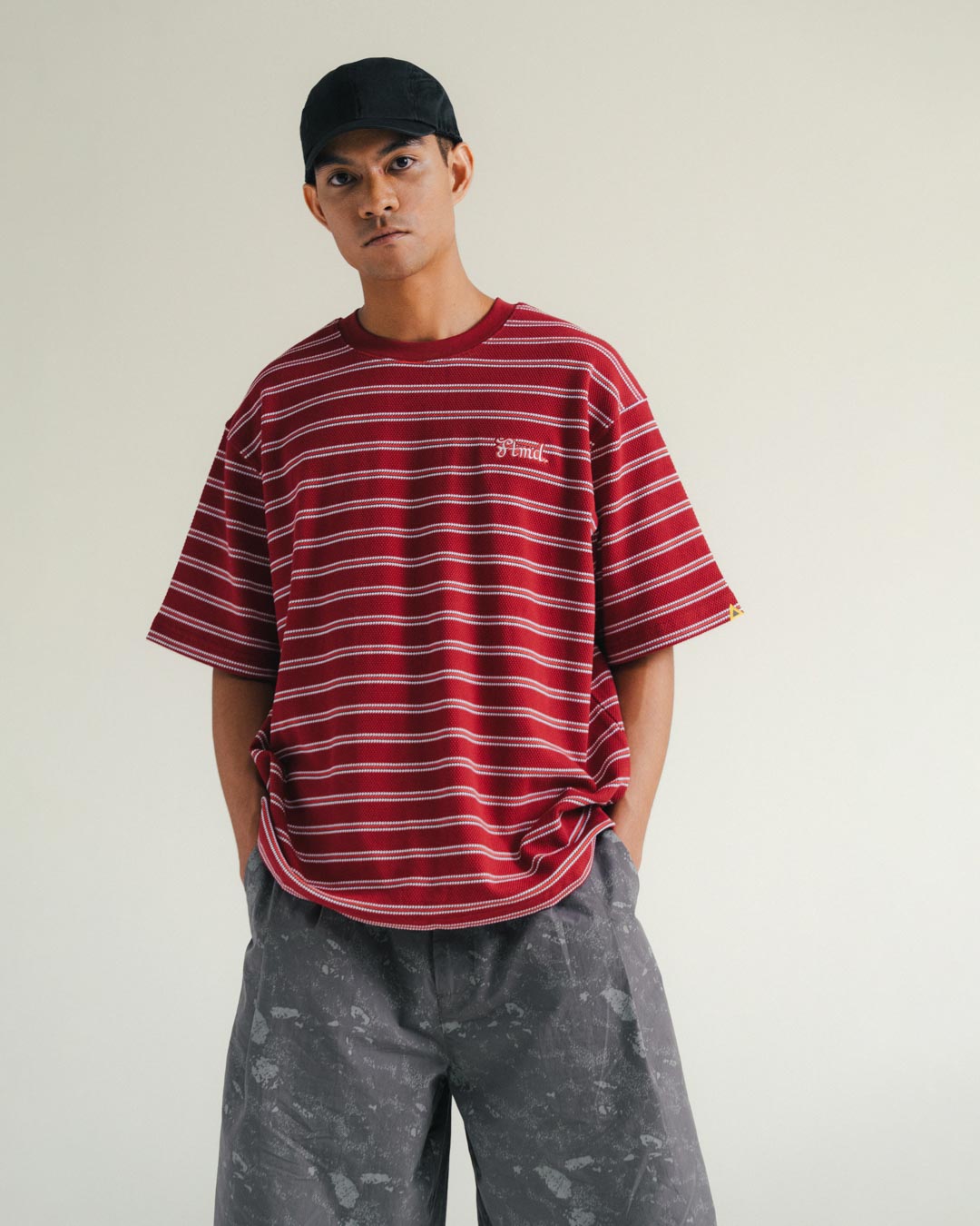 TEXTURED STRIPED TEE