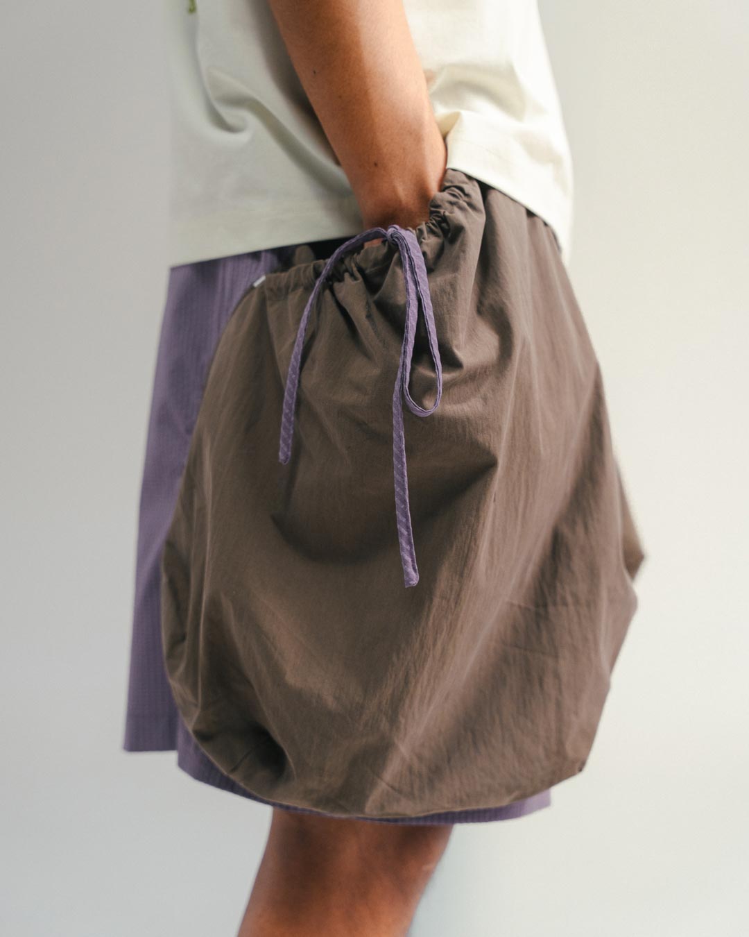 LIGHTWEIGHT SUMMER SHORTS
